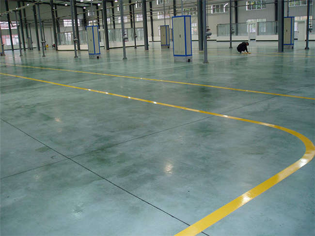 環(huán)氧地坪漆的應(yīng)用，環(huán)氧地坪漆的劃痕修復(fù)(圖1)